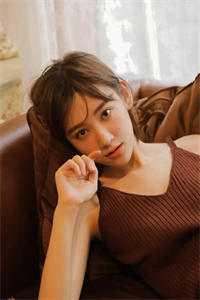 粟绒生子女