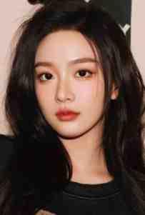 月光珠宝董事长背景和经历介绍